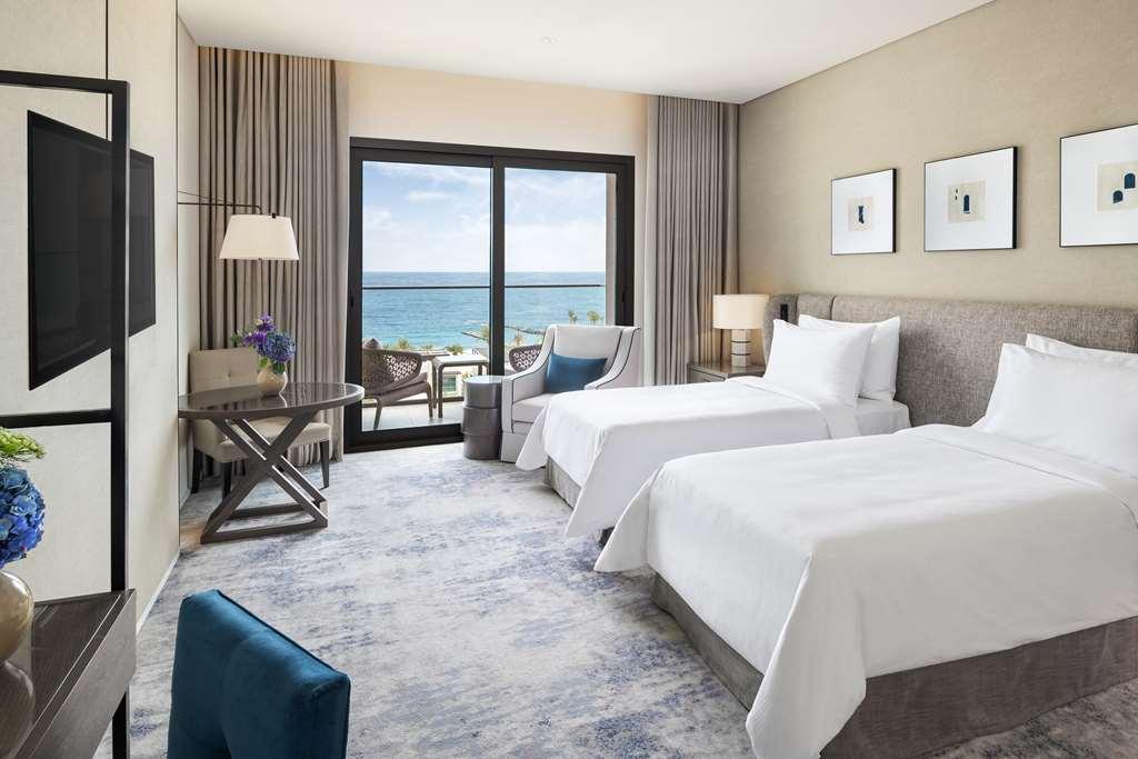 Address Beach Resort Fujairah Room photo